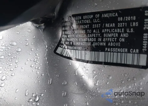 2018 Volkswagen Passat 2.0T Se z USA, uszkodzony, nr VIN 1VWBA7A34JC051067